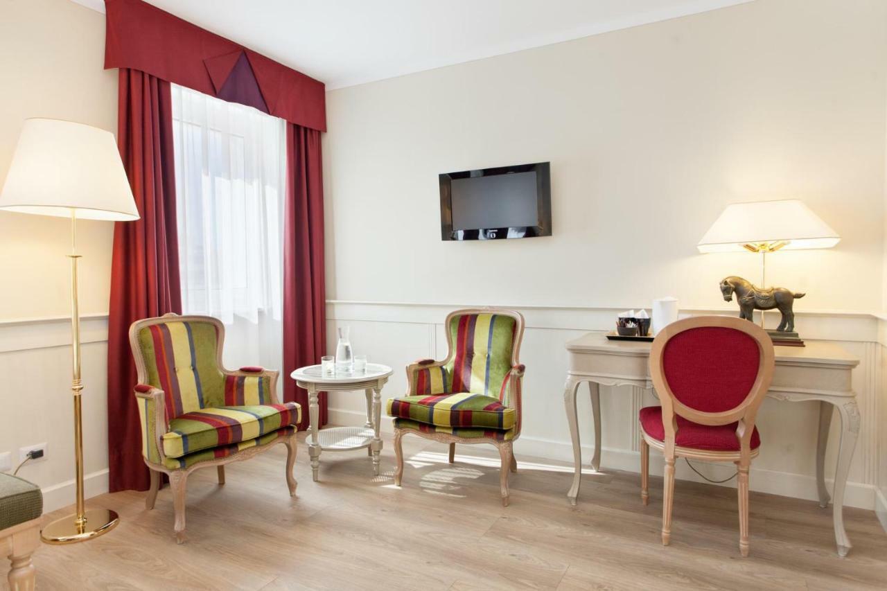 Hotel Leon D'Oro Rovereto  Exterior photo